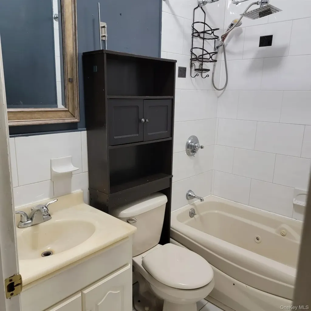 23038 144th Avenue Springfield Gardens NY 11413