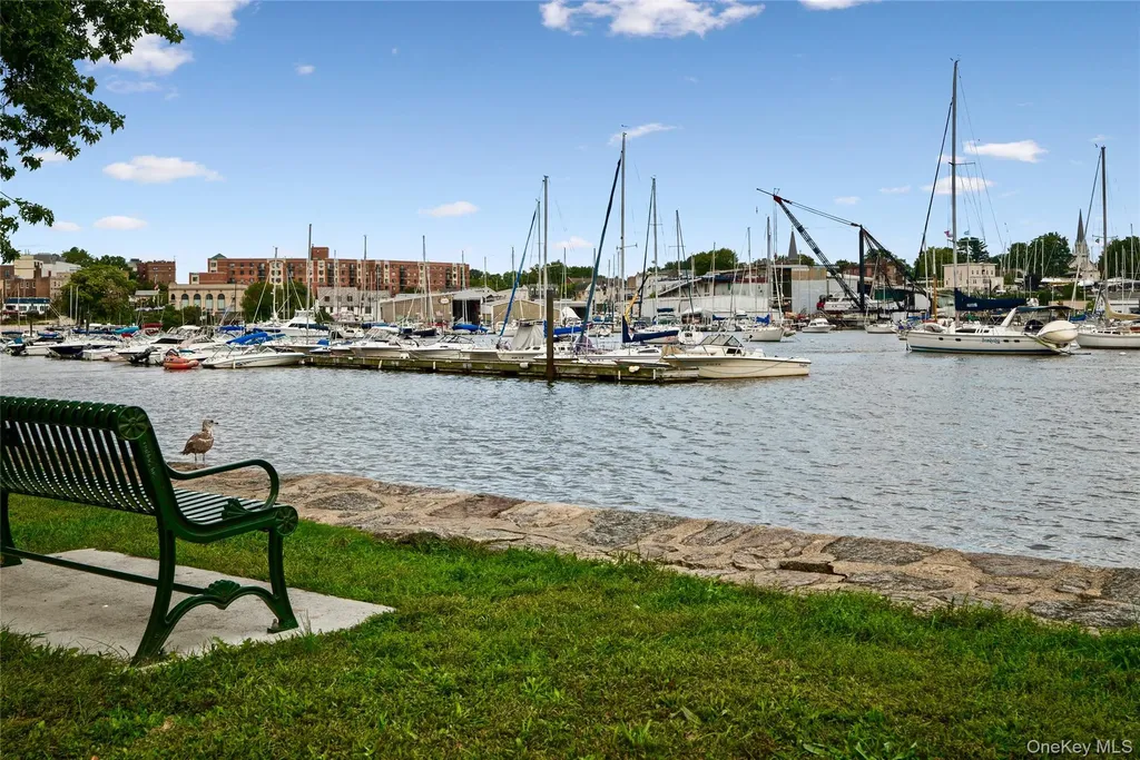 545 Stanley Avenue Mamaroneck NY 10543