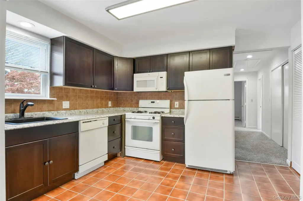545 Stanley Avenue Mamaroneck NY 10543