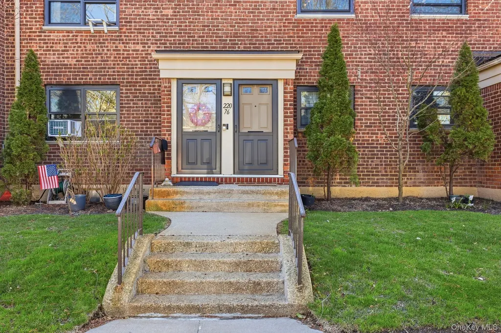 220-76 75th Avenue Bayside NY 11364