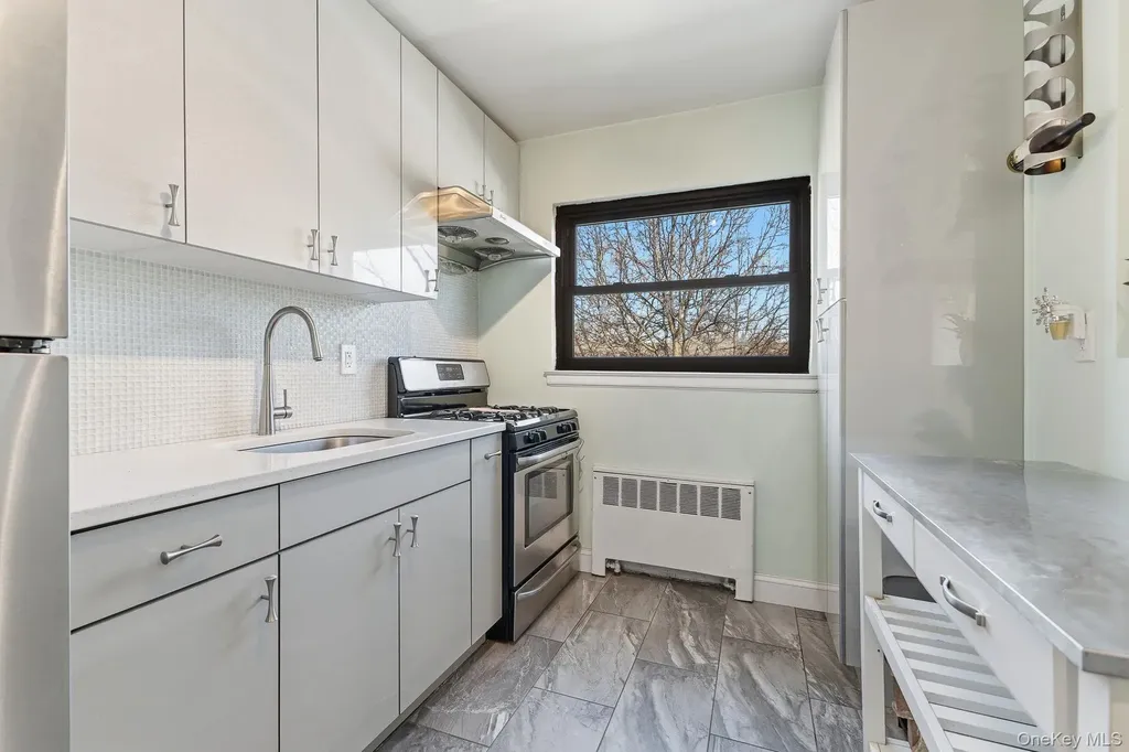 220-76 75th Avenue Bayside NY 11364
