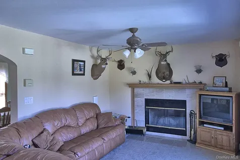 450 Route 17k Bloomingburg NY 12721