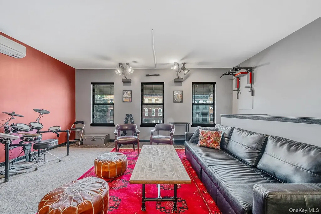 682 Lexington Avenue Brooklyn NY 11221