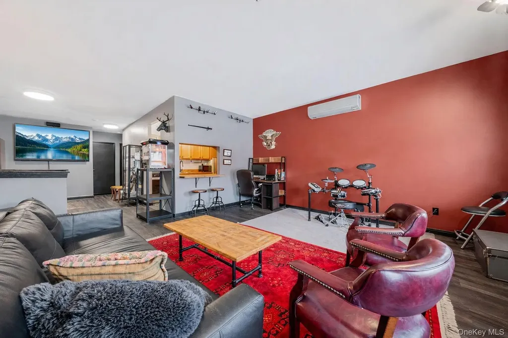 682 Lexington Avenue Brooklyn NY 11221