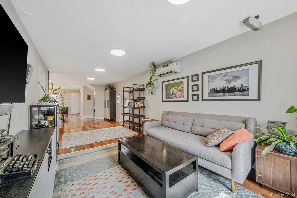 682 Lexington Avenue Brooklyn NY 11221