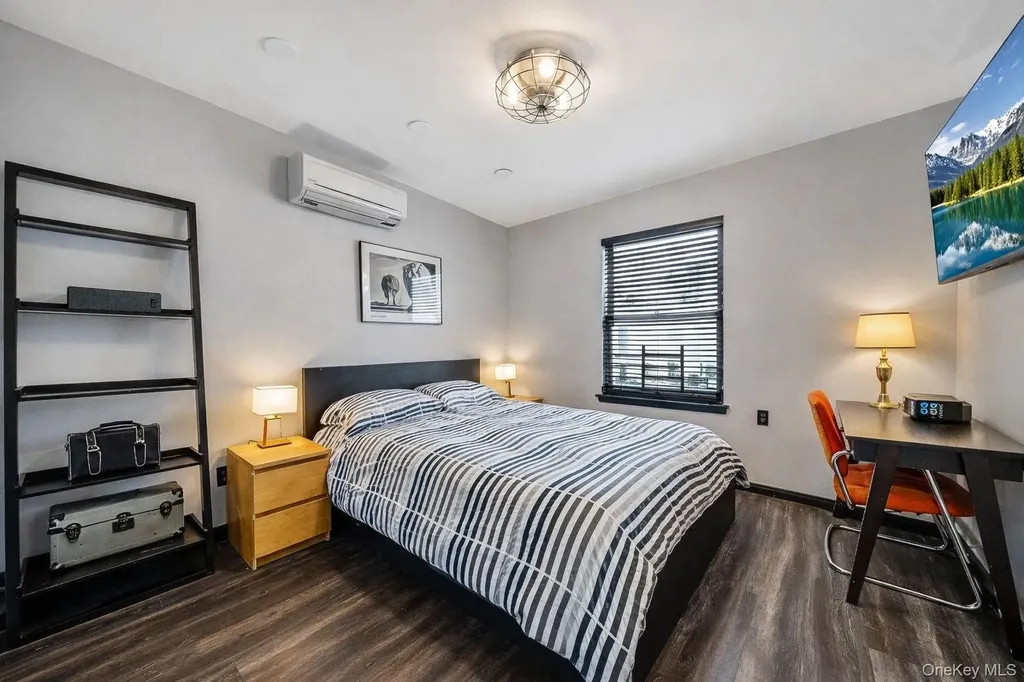 682 Lexington Avenue Brooklyn NY 11221