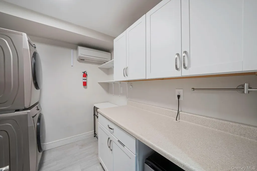 682 Lexington Avenue Brooklyn NY 11221