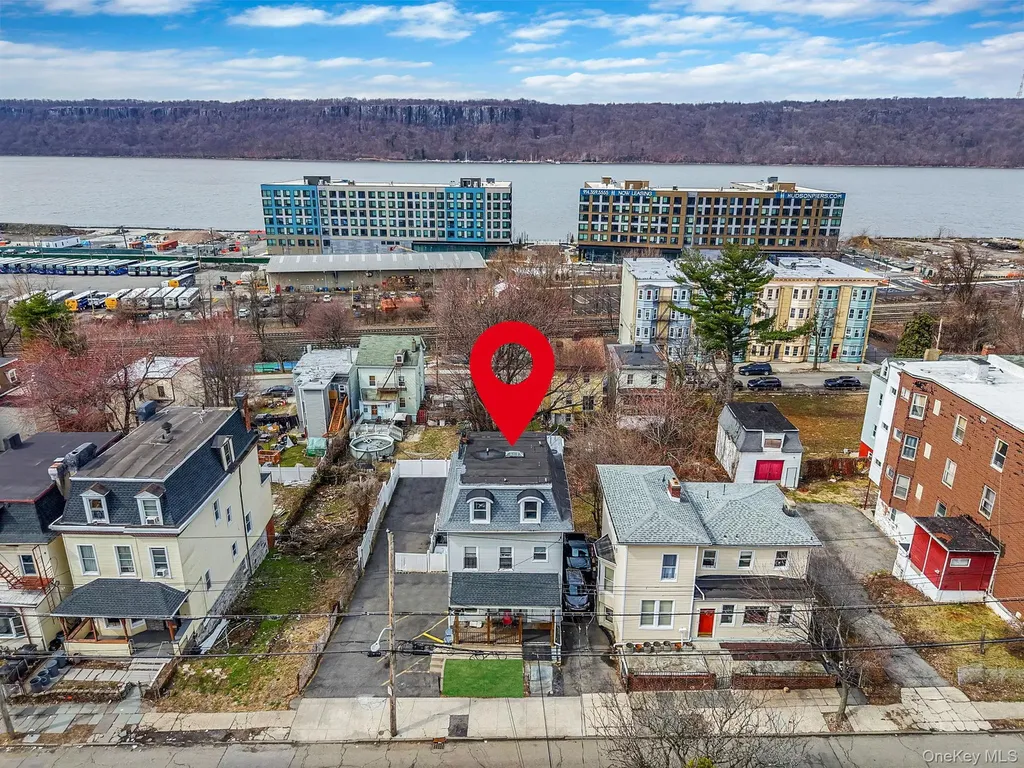 185 Woodworth Avenue Yonkers NY 10701