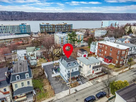 185 Woodworth Avenue Yonkers NY 10701