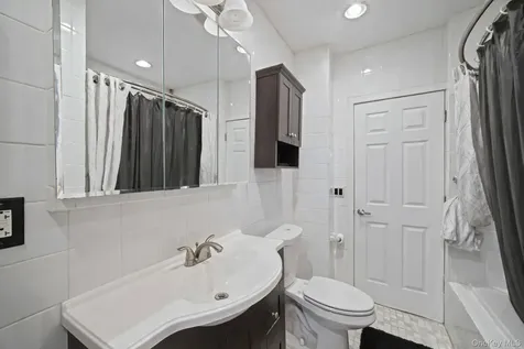 185 Woodworth Avenue Yonkers NY 10701