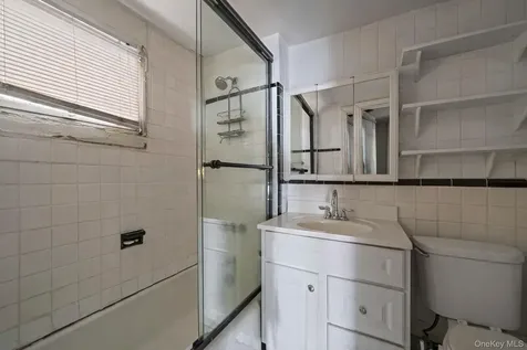 185 Woodworth Avenue Yonkers NY 10701