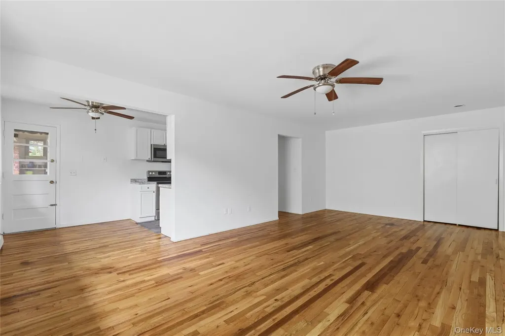2 Woods End Circle Peekskill NY 10566