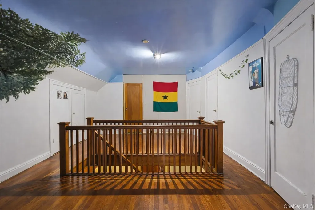 128 Parkway N Yonkers NY 10704