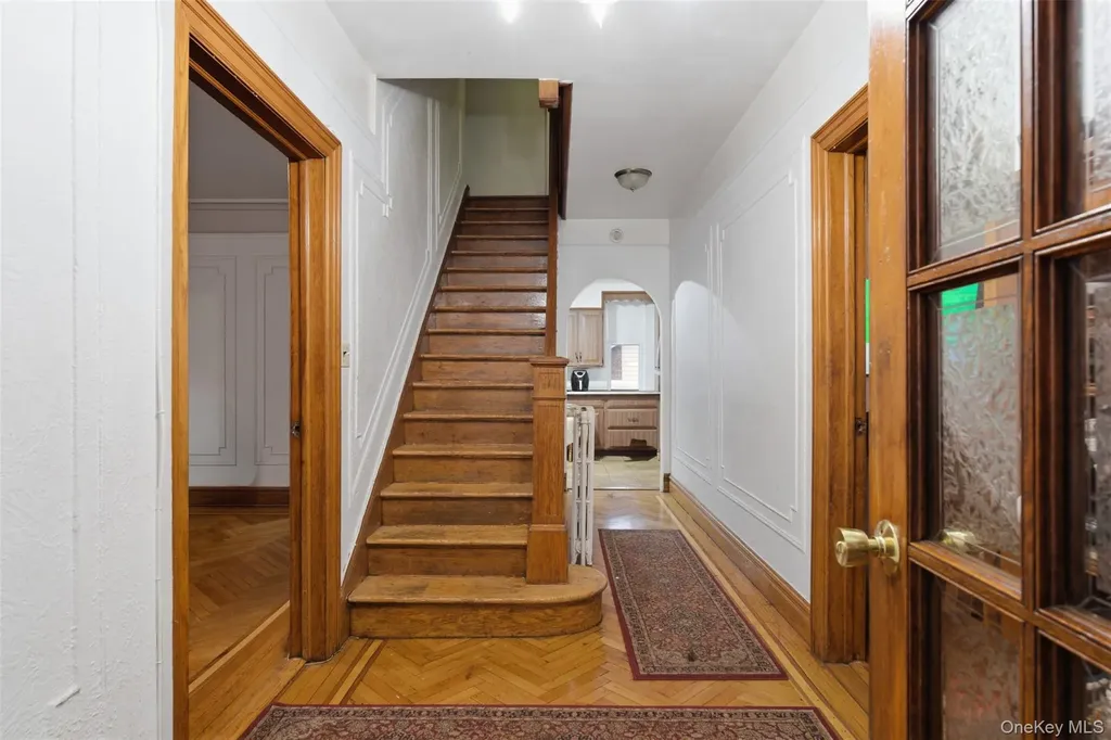 128 Parkway N Yonkers NY 10704