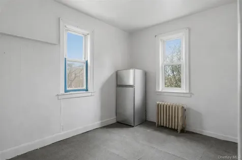 128 Parkway N Yonkers NY 10704