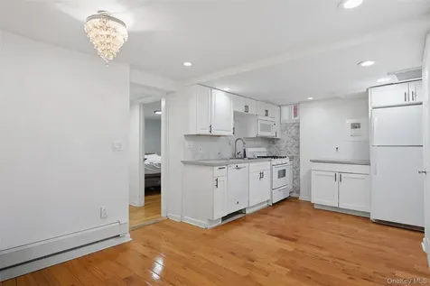 128 Parkway N Yonkers NY 10704