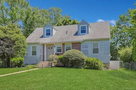4 Calton Road New Rochelle NY 10804