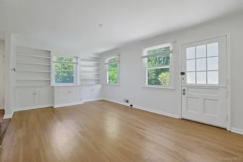 4 Calton Road New Rochelle NY 10804