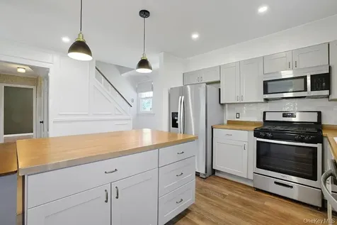 4 Calton Road New Rochelle NY 10804