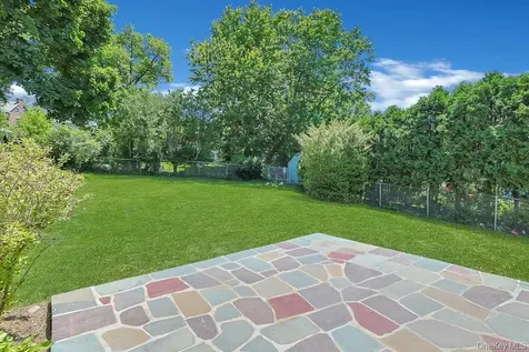 4 Calton Road New Rochelle NY 10804