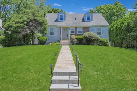 4 Calton Road New Rochelle NY 10804