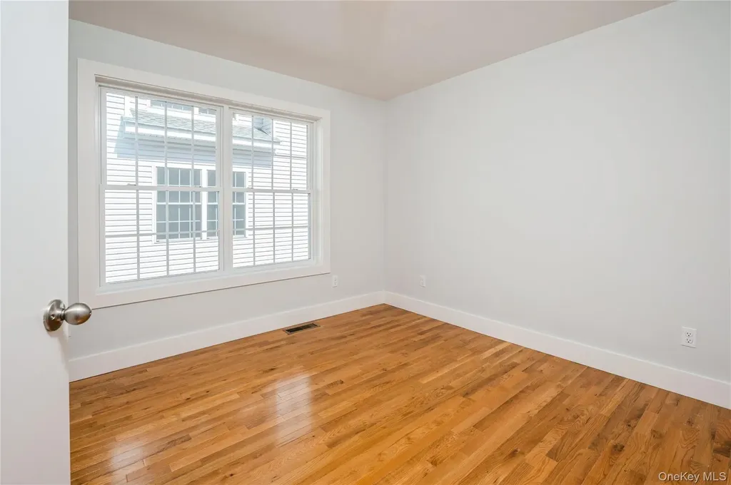 24 Clement Street Yonkers NY 10710