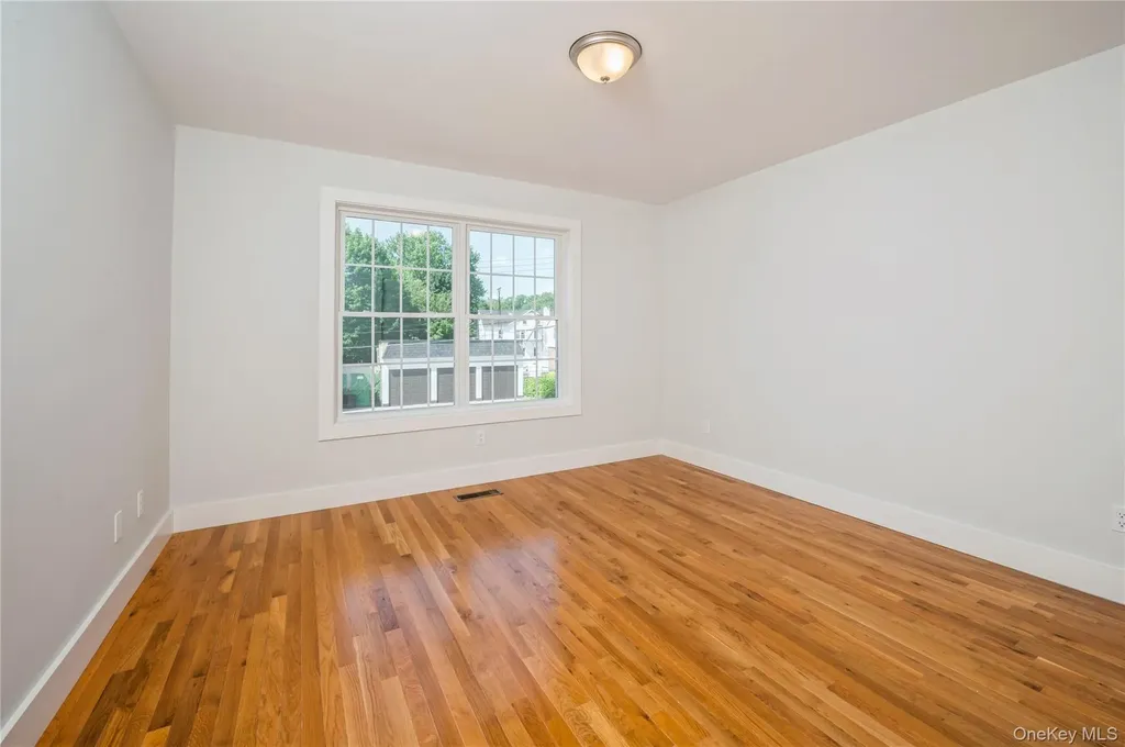 24 Clement Street Yonkers NY 10710