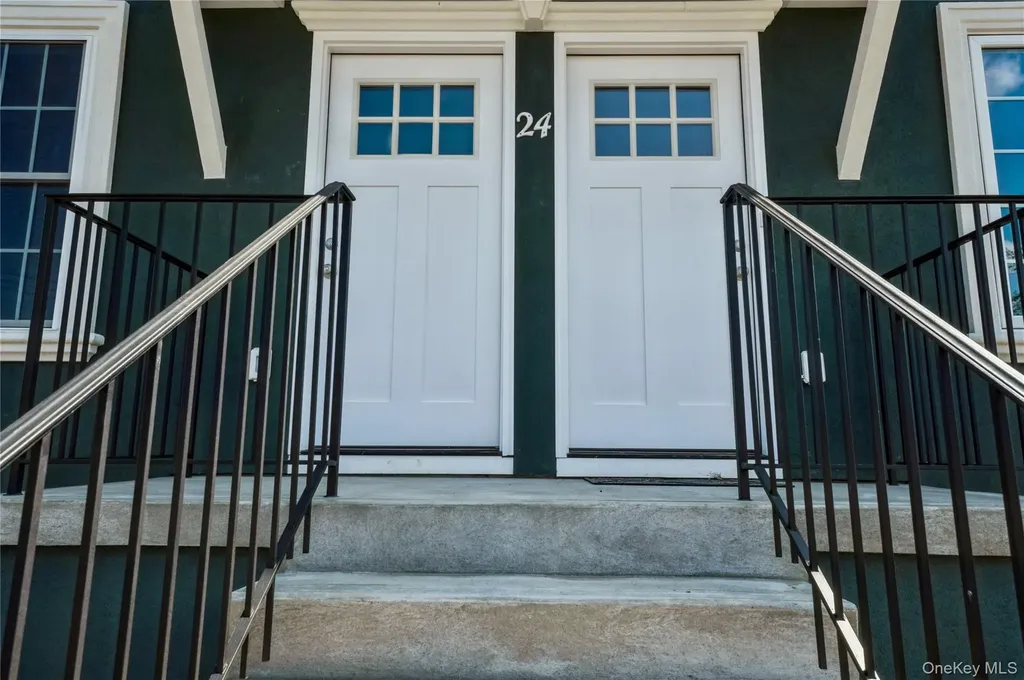 24 Clement Street Yonkers NY 10710