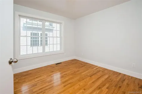 24 Clement Street Yonkers NY 10710