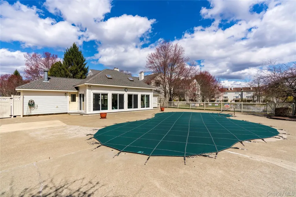 215 Cornwall Meadows Lane Patterson NY 12563