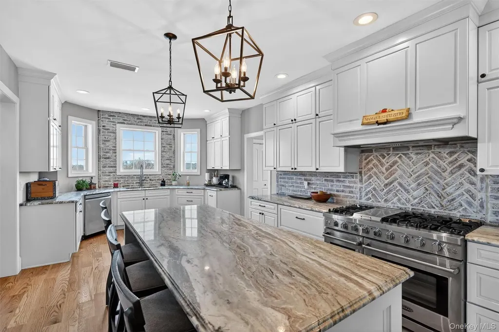 124 Mulford Drive Wallkill NY 12589