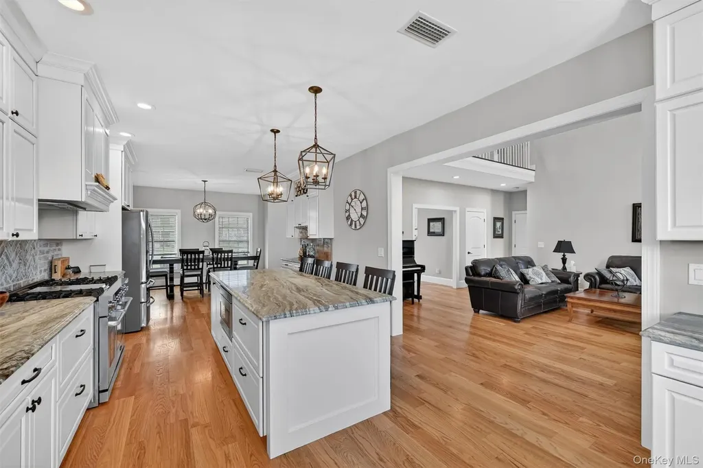 124 Mulford Drive Wallkill NY 12589