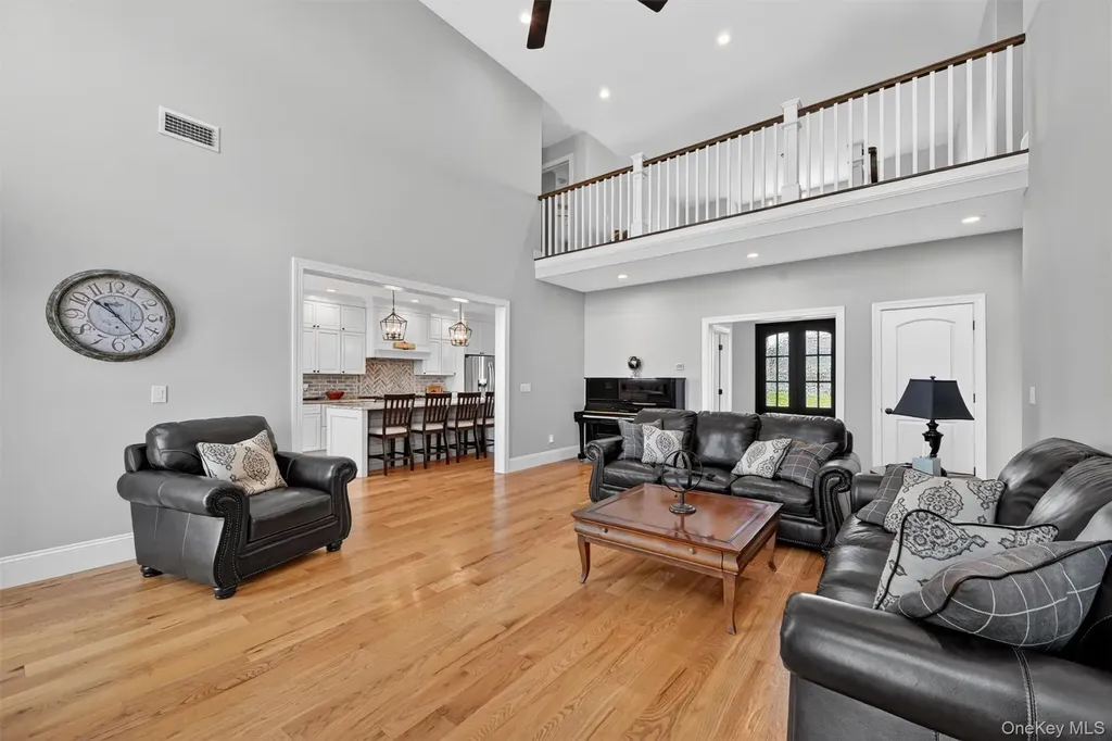 124 Mulford Drive Wallkill NY 12589