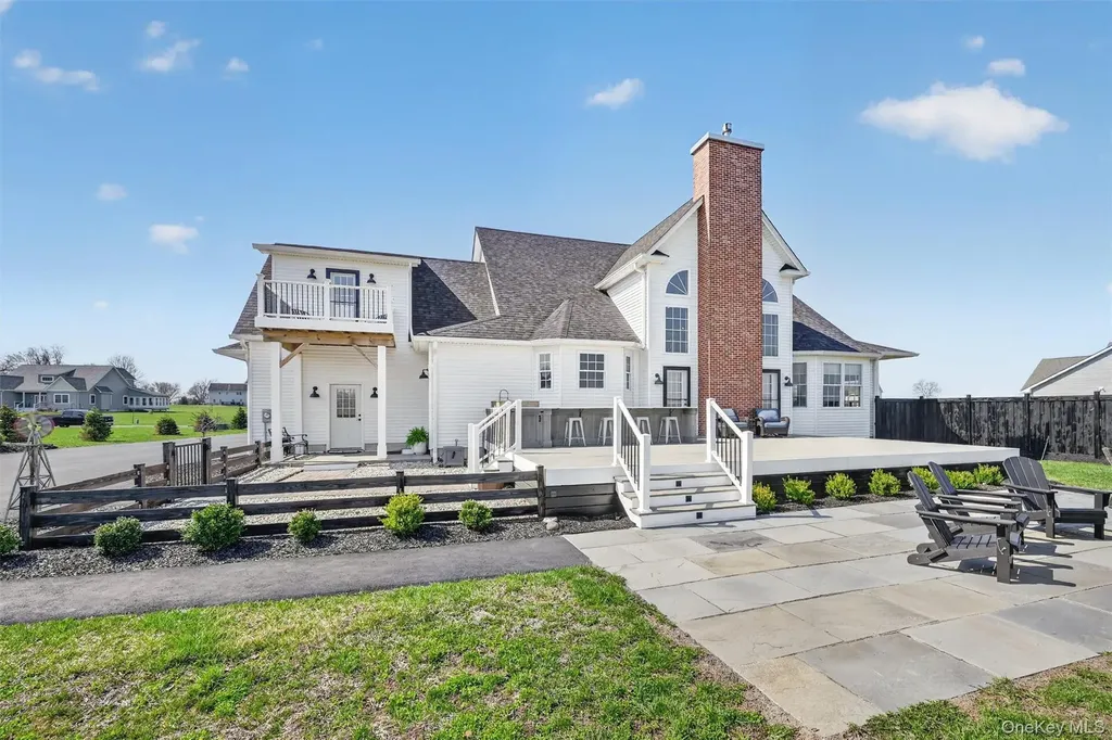 124 Mulford Drive Wallkill NY 12589
