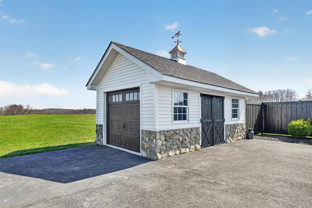124 Mulford Drive Wallkill NY 12589