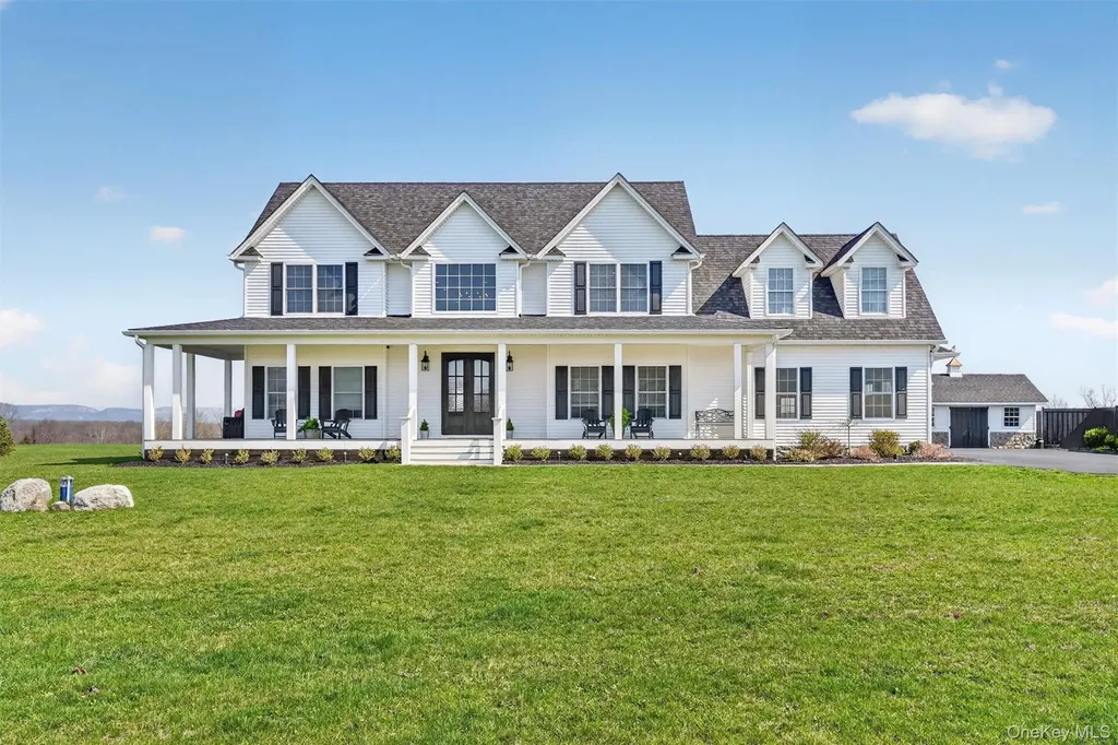 124 Mulford Drive Wallkill NY 12589