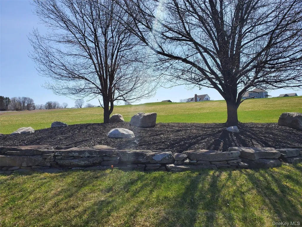 124 Mulford Drive Wallkill NY 12589