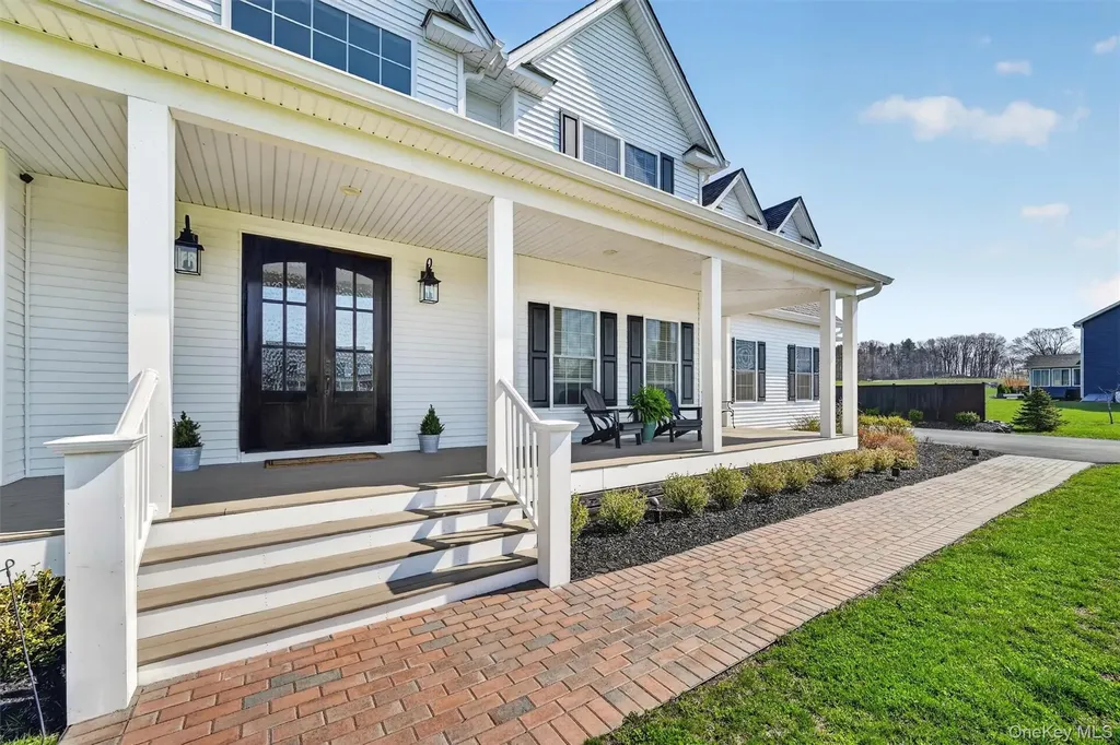 124 Mulford Drive Wallkill NY 12589