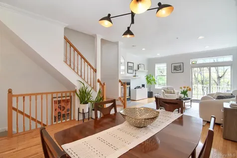 44 Trailhead Lane Tarrytown NY 10591