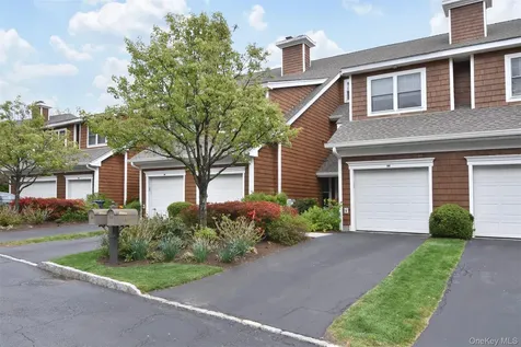 44 Trailhead Lane Tarrytown NY 10591