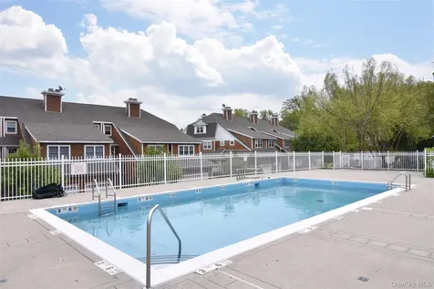 44 Trailhead Lane Tarrytown NY 10591