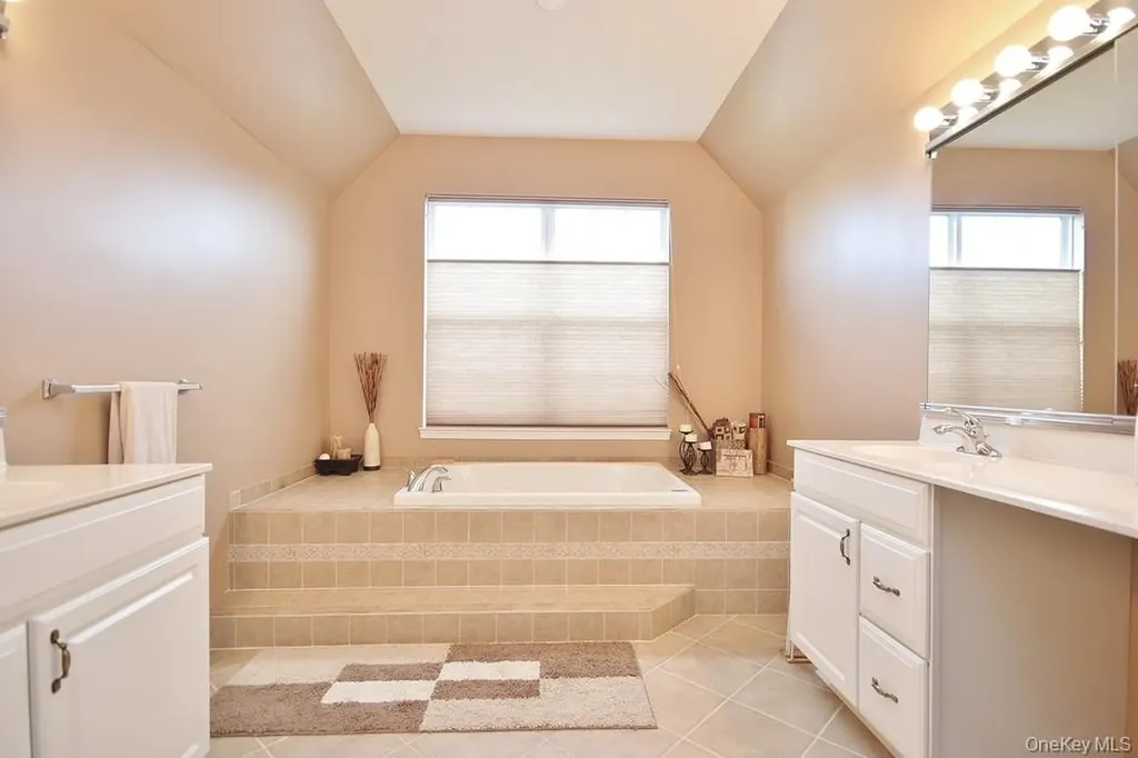 216 Roosevelt Drive Fishkill NY 12524
