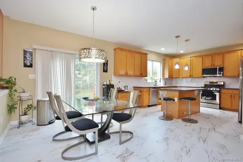 216 Roosevelt Drive Fishkill NY 12524