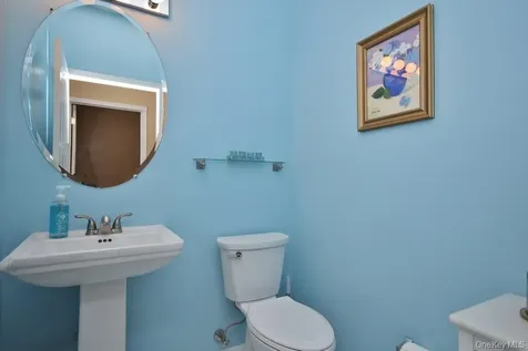 216 Roosevelt Drive Fishkill NY 12524