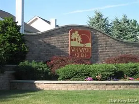 216 Roosevelt Drive Fishkill NY 12524
