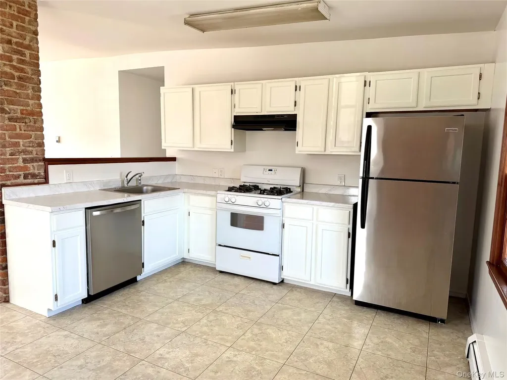 102 Ward Street Montgomery NY 12549