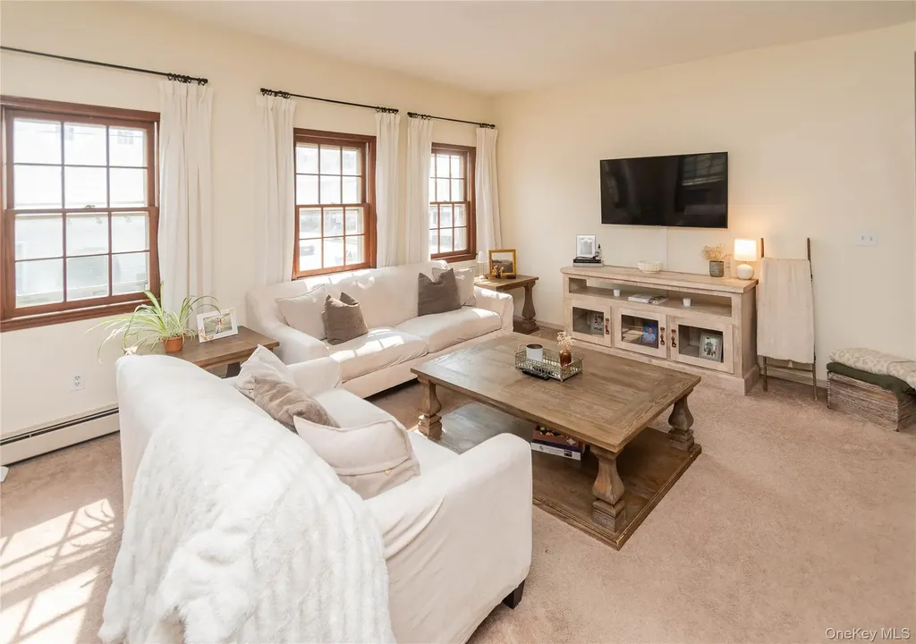 102 Ward Street Montgomery NY 12549