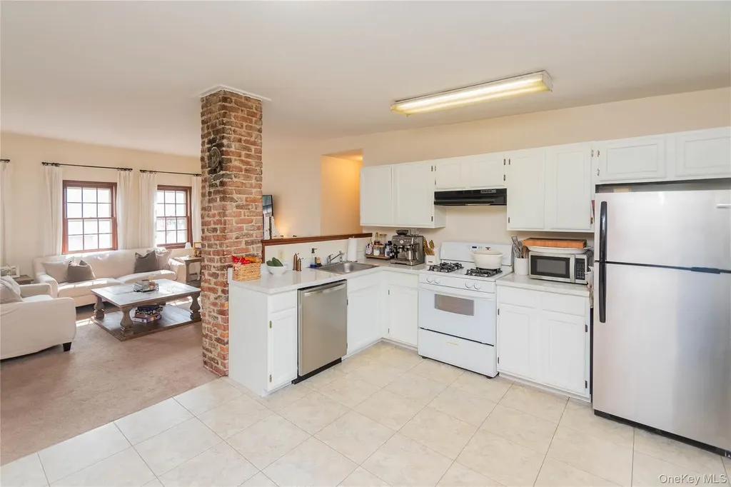 102 Ward Street Montgomery NY 12549
