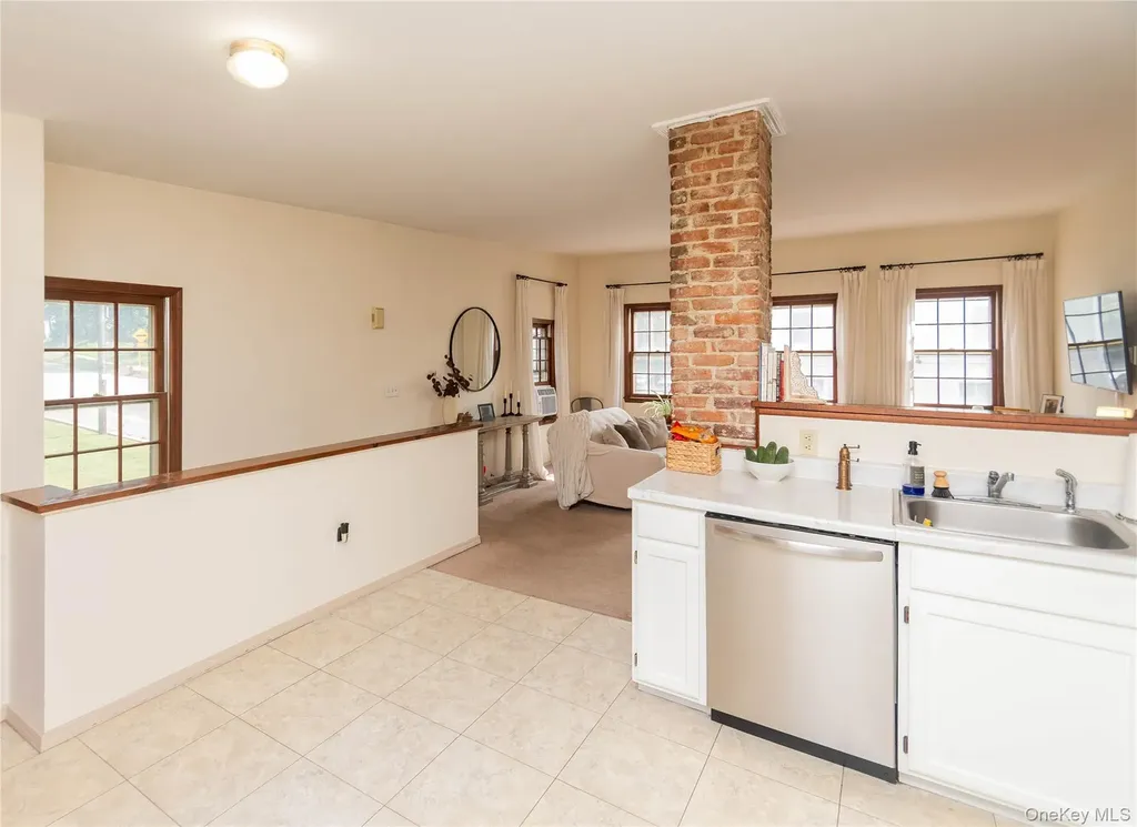 102 Ward Street Montgomery NY 12549