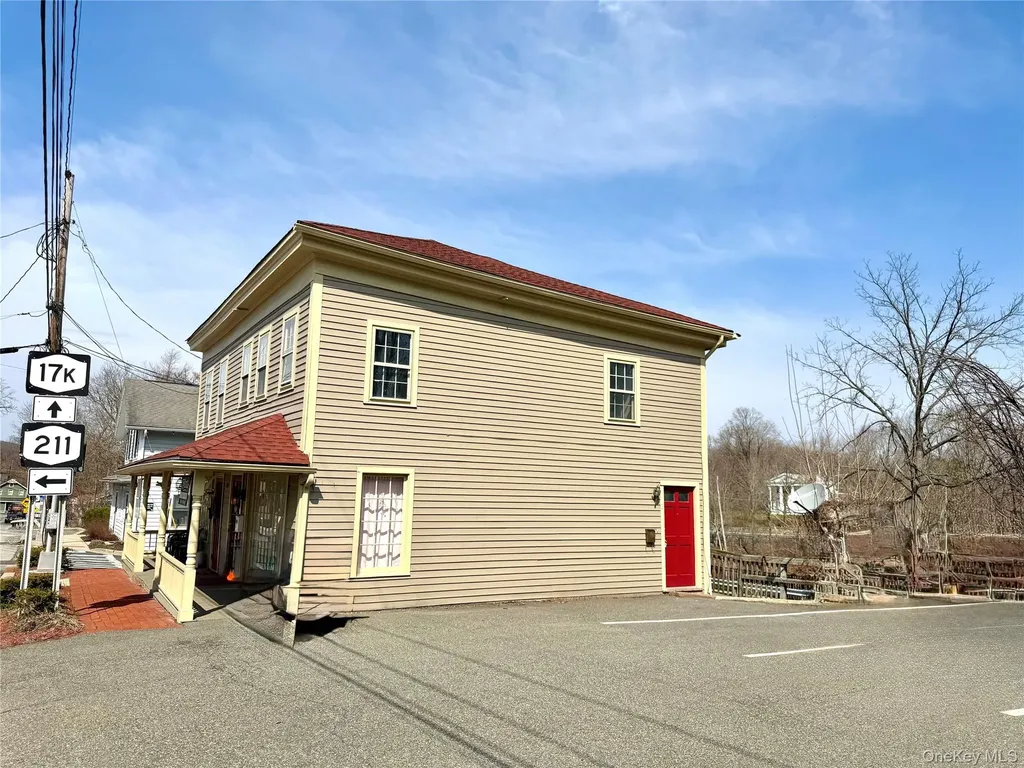 102 Ward Street Montgomery NY 12549